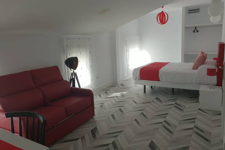 Ganze Wohnung, Apartamento Aogedor con Jacuzzi Para Disfrutar con tu Pareja in Carboneras de Guadazaón, Cuenca Provinz