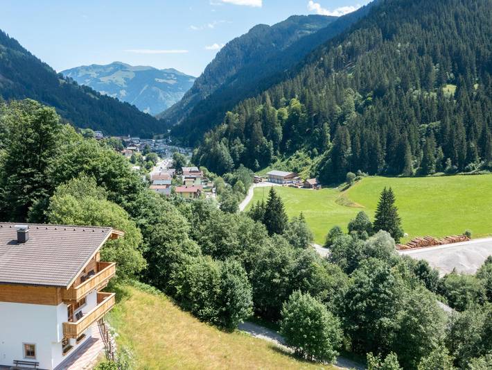 Hütte für 6 Personen, mit Terrasse und Garten in Saalbach-Hinterglemm-Leogang - 2