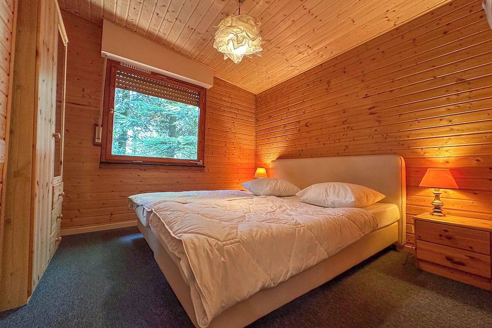 Schönes Holzhaus auf dem Lande in Brandscheid, Naturpark Hohes Venn-Eifel