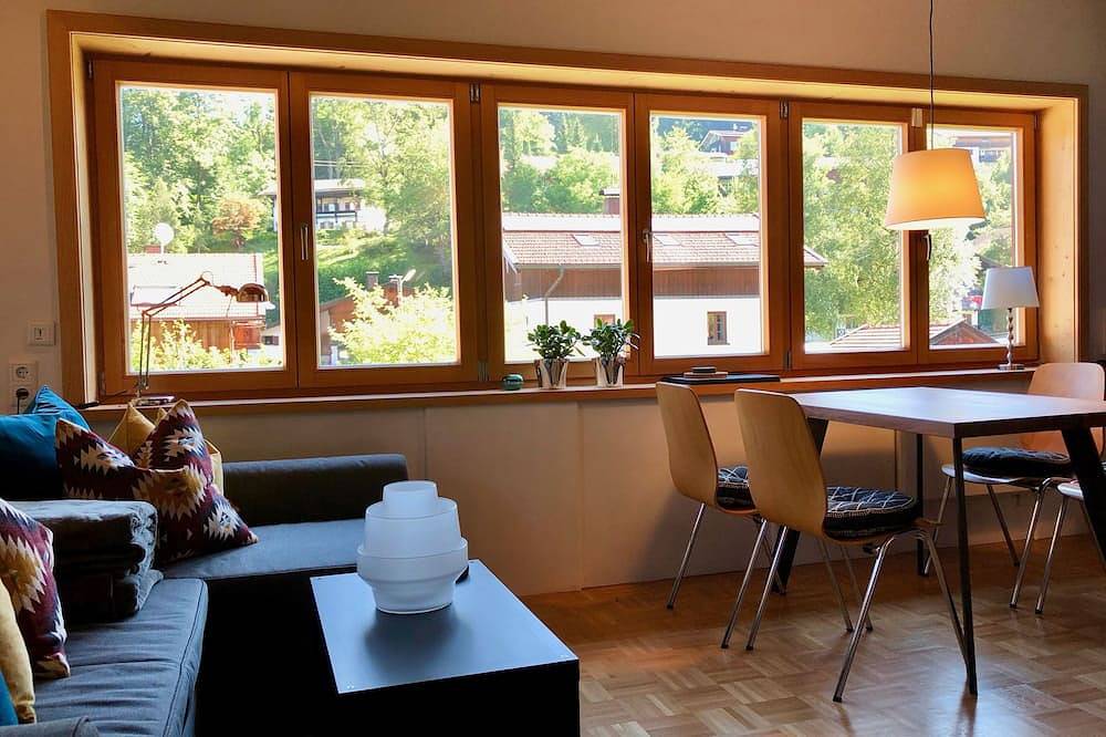 Ganze Wohnung, Apartment \"Am Berg\" in Fischbachau mit separatem Eingang und eigenen Terrassen in Fischbachau, Spitzingsee