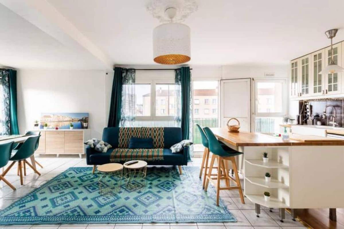 Appartement entier, Two-Bedroom Apartment in Viry-Châtillon, Essonne