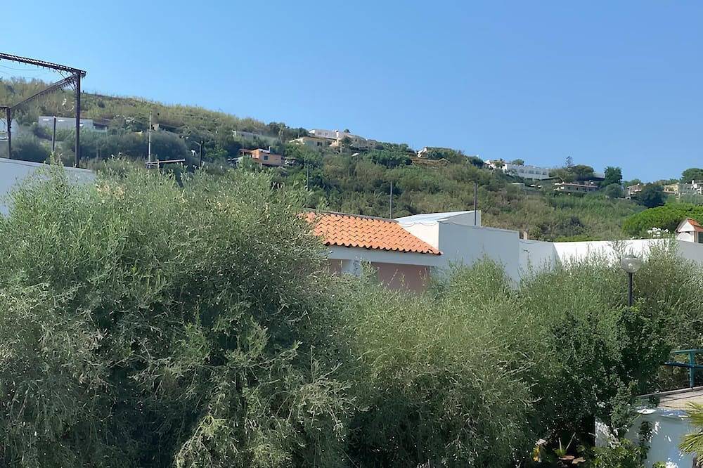 Entire apartment, Studio apartment Sorgeto Bay in Forio, Ischia