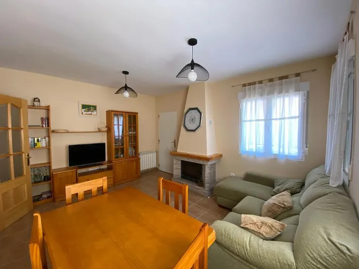 Casa de vacaciones para 8 personas, con terraza y vistas - 1