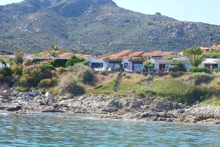 Lumio Sant Ambroggio Bungalow 2 Zimmer Sea ... Füße im Wasser in Sant Ambroggio, Lumio
