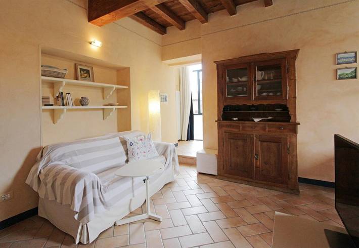 Appartement entier, Appartement 'Casa Marsilva - 1st Floor' avec vue sur la montagne, Wi-Fi et climatisation in Maderno, Toscolano-Maderno