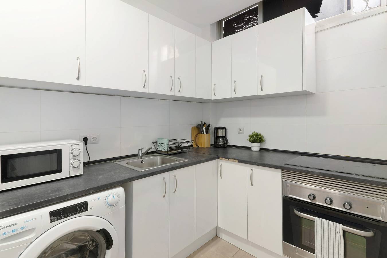 Apartamento inteiro, Apartamento de Férias "Un Descanso 1" no Centro da Cidade com Wi-Fi in Maspalomas, San Bartolomé de Tirajana