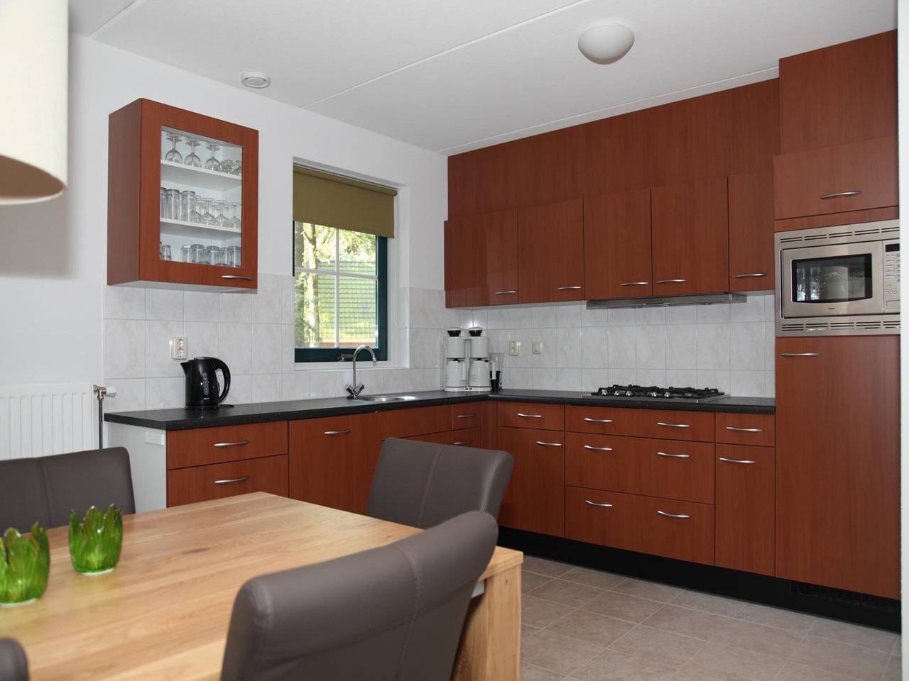 Luxusbungalow mit privater Sauna in Hooghalen, Drenthe
