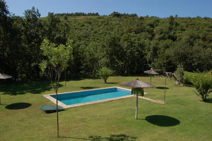 Apartamento de vacaciones para 5 personas, con vistas además de jardín y piscina, Se admiten mascotas - 1