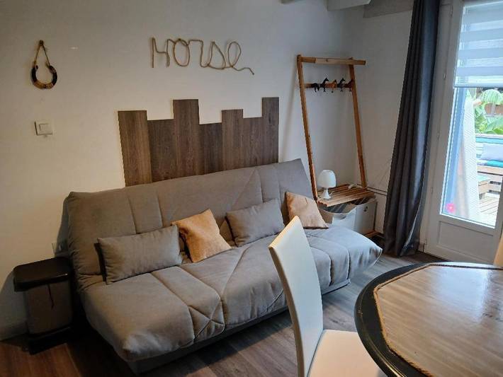 Gîte pour 4 personnes, avec jardin et vue, adapté aux familles à Blanzy - 4