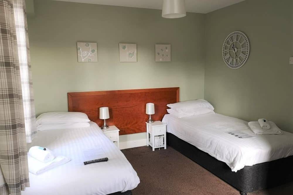 Chalet Cottages - Tate Cottage in Chiltern Hills