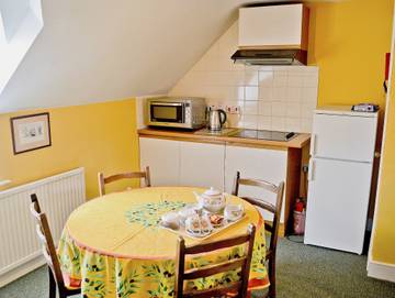 Holiday Home for 4 People in The Cotswolds, South West England, Photo 3