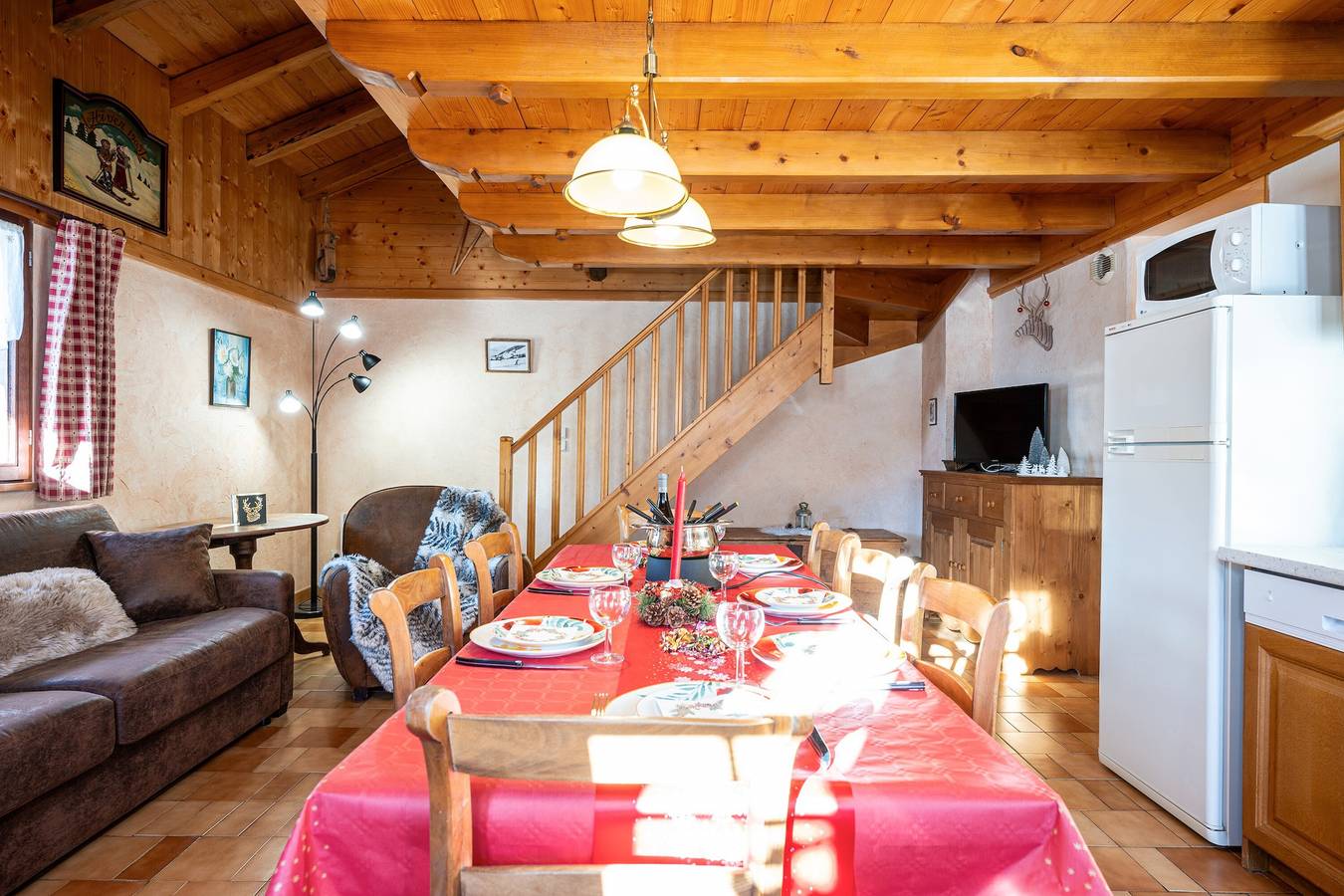 Chalet "Chez Mémé" avec vue sur montagne, terrasse privée et jardin privé in Hauteluce, Région d'Albertville