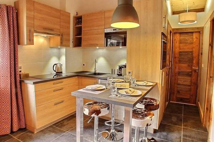 Apartamento de vacaciones para 6 personas, con balcón y jacuzzi - 1