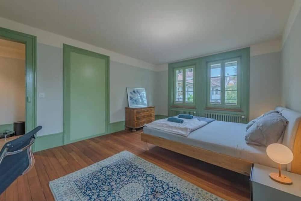 Ganze Wohnung, Zentrumsnahes, stilvolles Bijou in Bern mit Garten in Niederbottigen, Bern