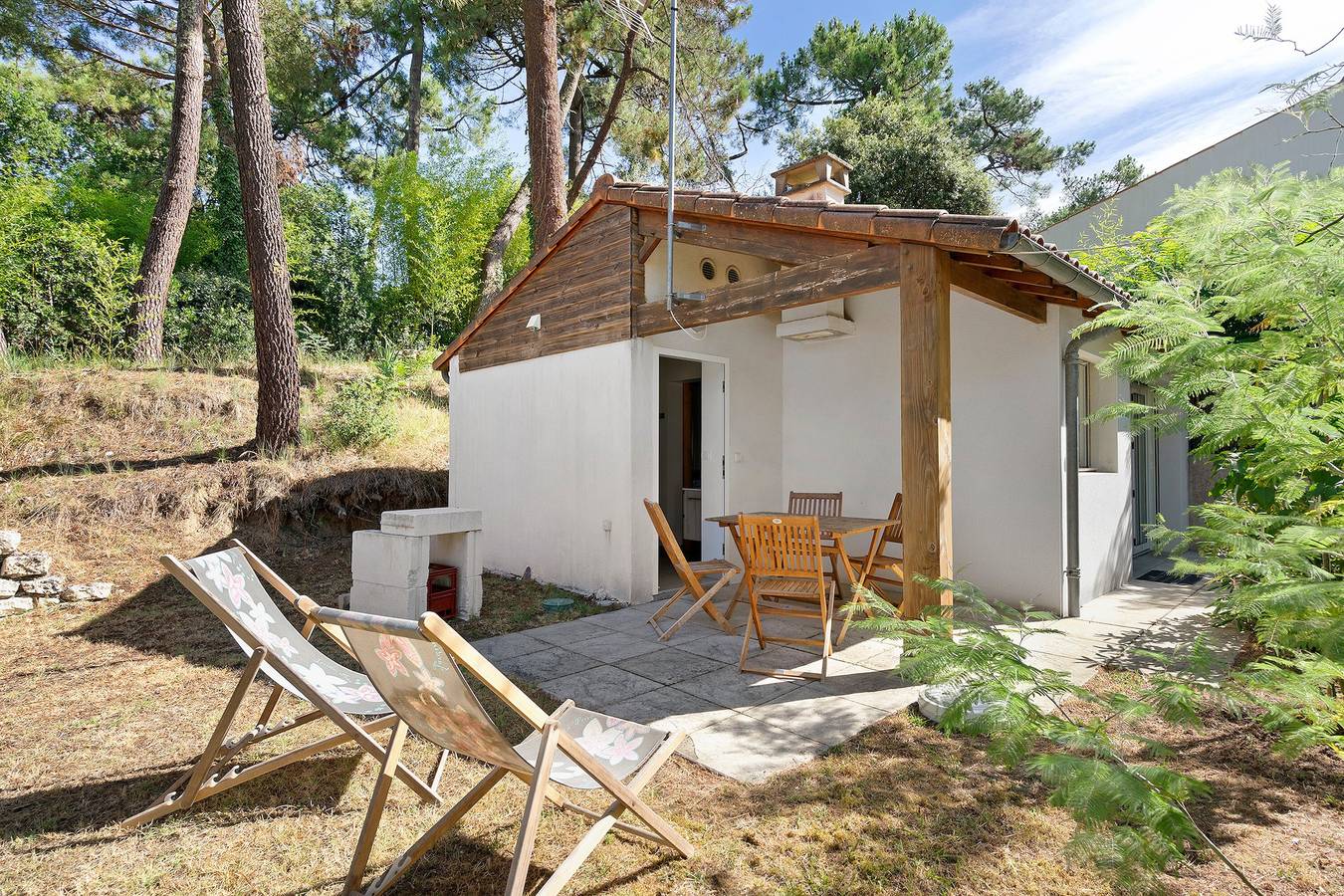 Studio entier, Studio 'Bonne Étoile' avec jardin privé in Saint-Georges-de-Didonne, Région de Rochefort