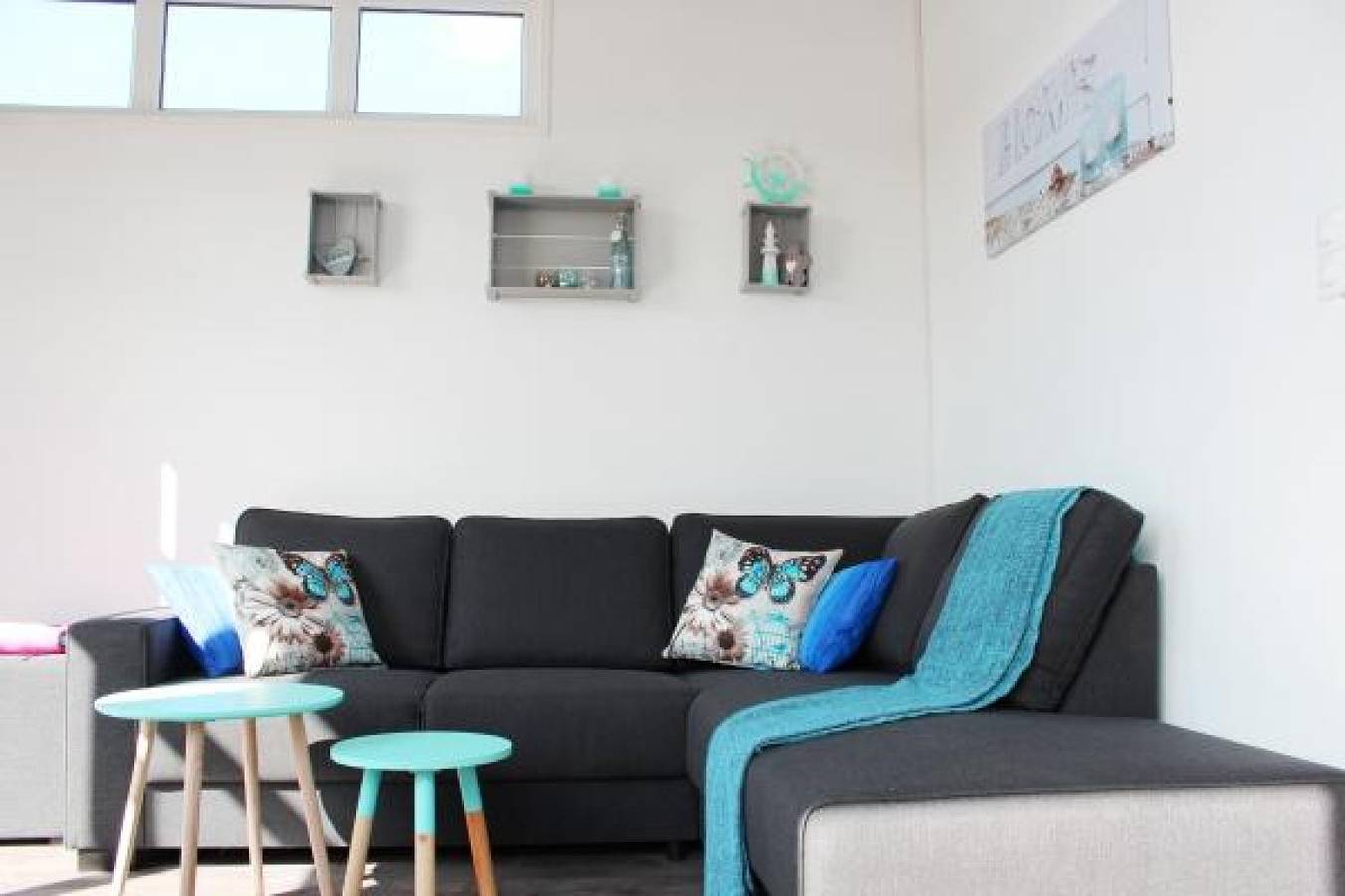 Holiday chalet for 6 people on a family park 600m from the North Sea coast in Julianadorp aan Zee, Julianadorp