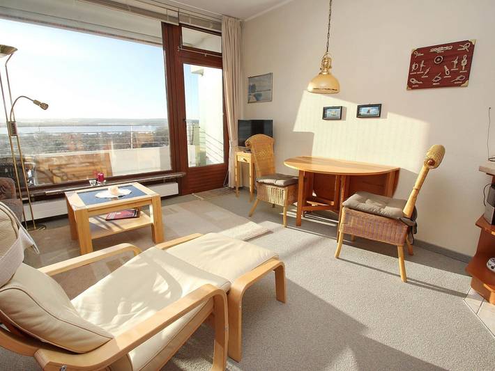 Ferienwohnung für 2 Personen, mit Seeblick und Balkon, mit Haustier in der Lübecker Bucht