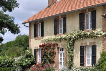 Gîte pour 13 personnes, avec jardin à Parleboscq