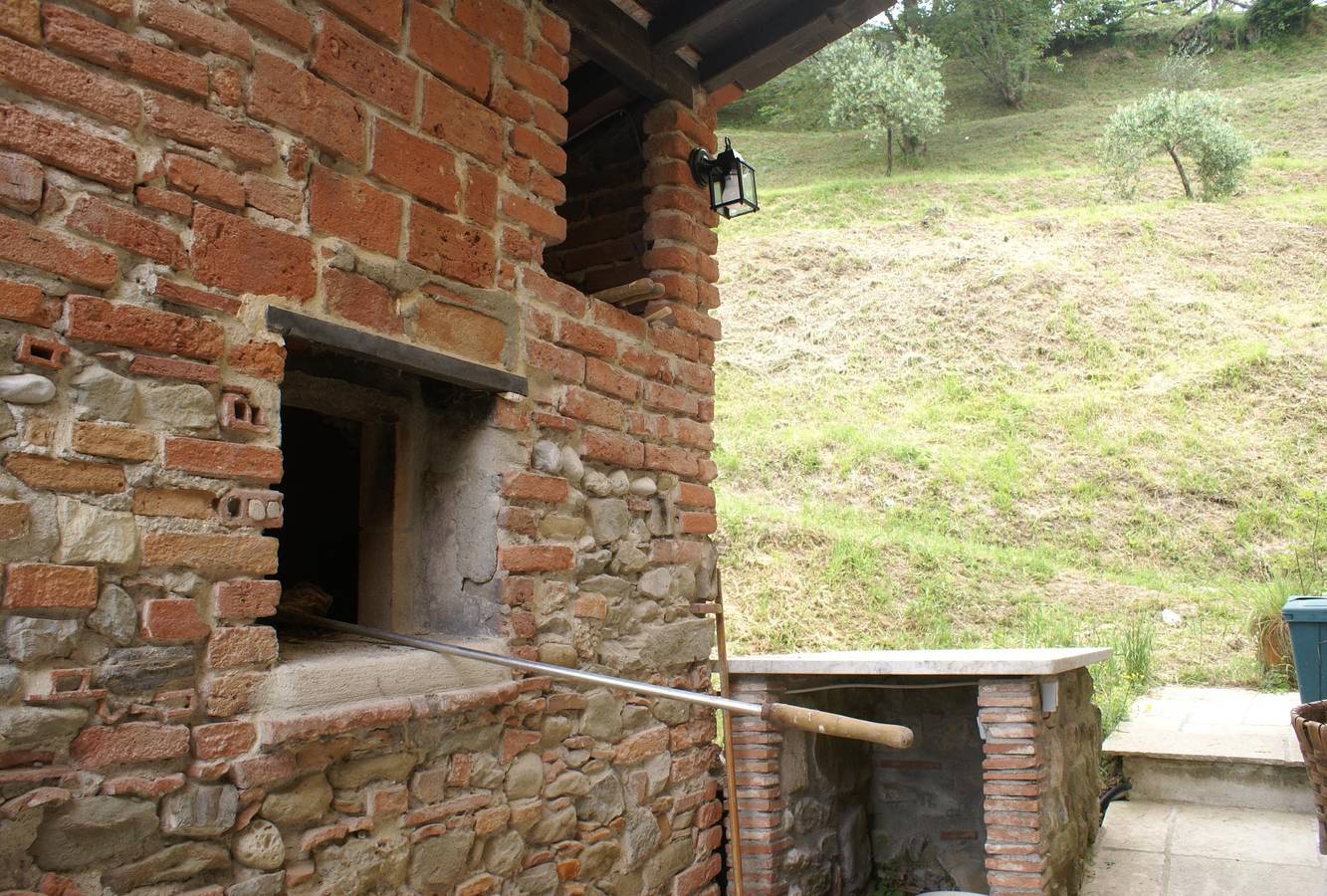 Toskanische Tradition in Barga, Parco Regionale delle Alpi Apuane