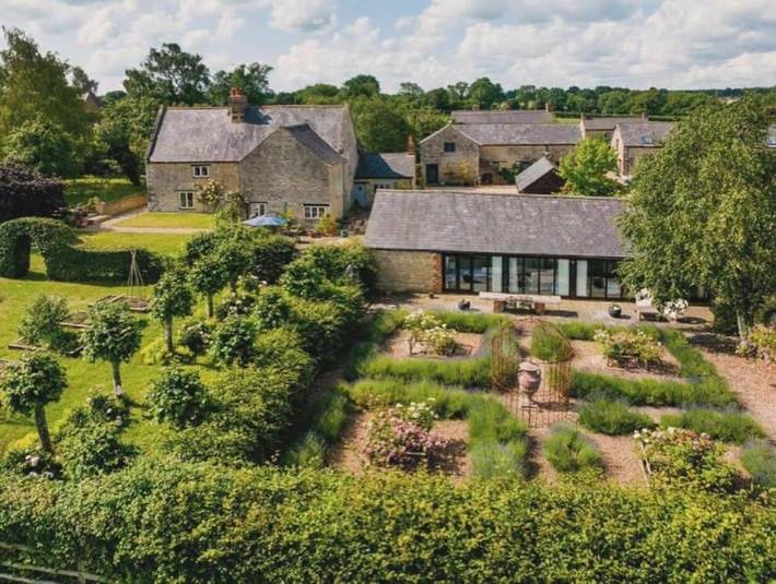 Location de vacances pour 2 personnes, avec Jacuzzi et Jardin à Silverstone