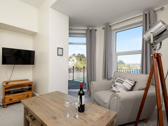 Ferienwohnung für 6 Personen, mit Balkon und Terrasse sowie Garten