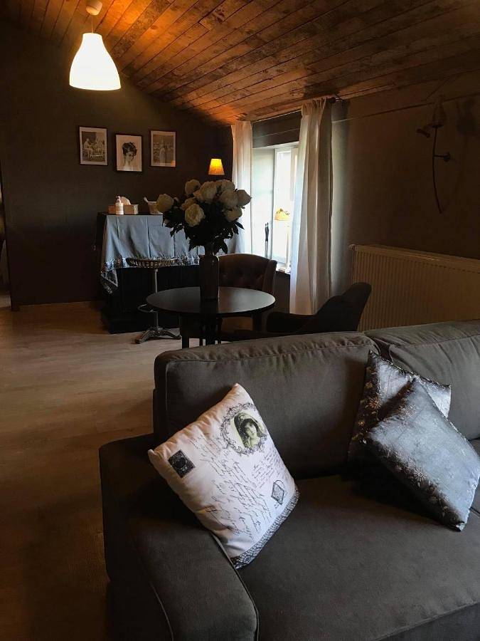 Hôtel pour 2 personnes, avec vue et terrasse à Chassepierre - 2