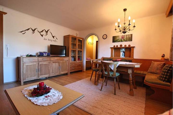 Ganze Ferienwohnung, Appartement - 2 Schlafräume, 2 Duschen, Wc in Seefeld in Tirol, Innsbruck Land