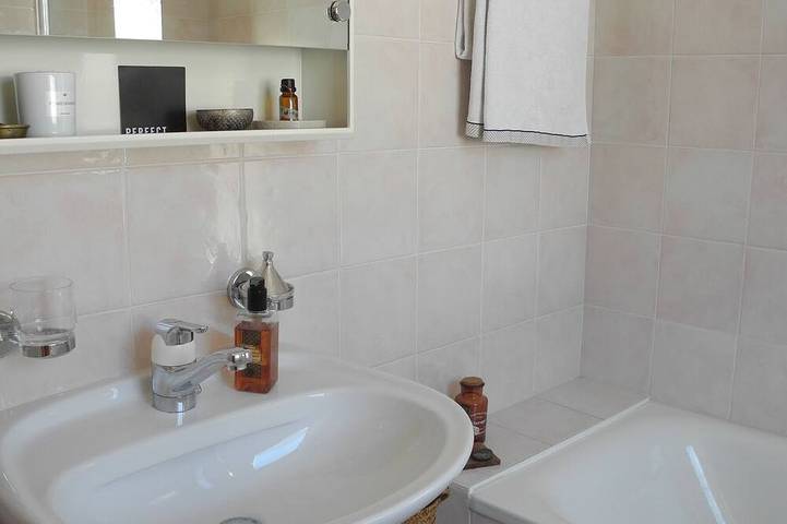 Ganze Wohnung, Diese helle Ferienwohnung (mit Terrasse) liegt in der Nähe des Dorfzentrums von Chandolin in einer r in Chandolin, Anniviers