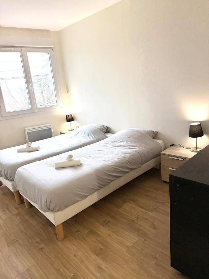Gîte pour 6 personnes, avec jardin et terrasse, animaux acceptés dans Leyment - 4