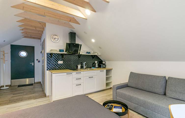 Ganze Ferienwohnung, Ferienwohnung für 3 Personen mit Terrasse in Niechorze, Powiat gryficki