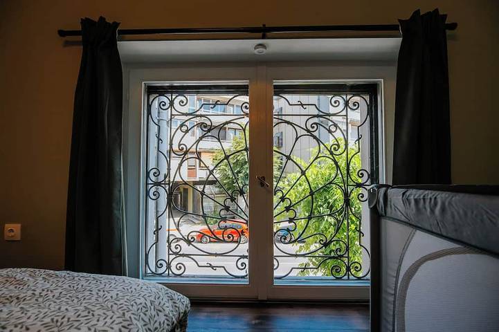 Ganze Wohnung, 1-Minute Walk to Main Square, Wellness Access in Esztergom, Duna Ipoly Nationalpark