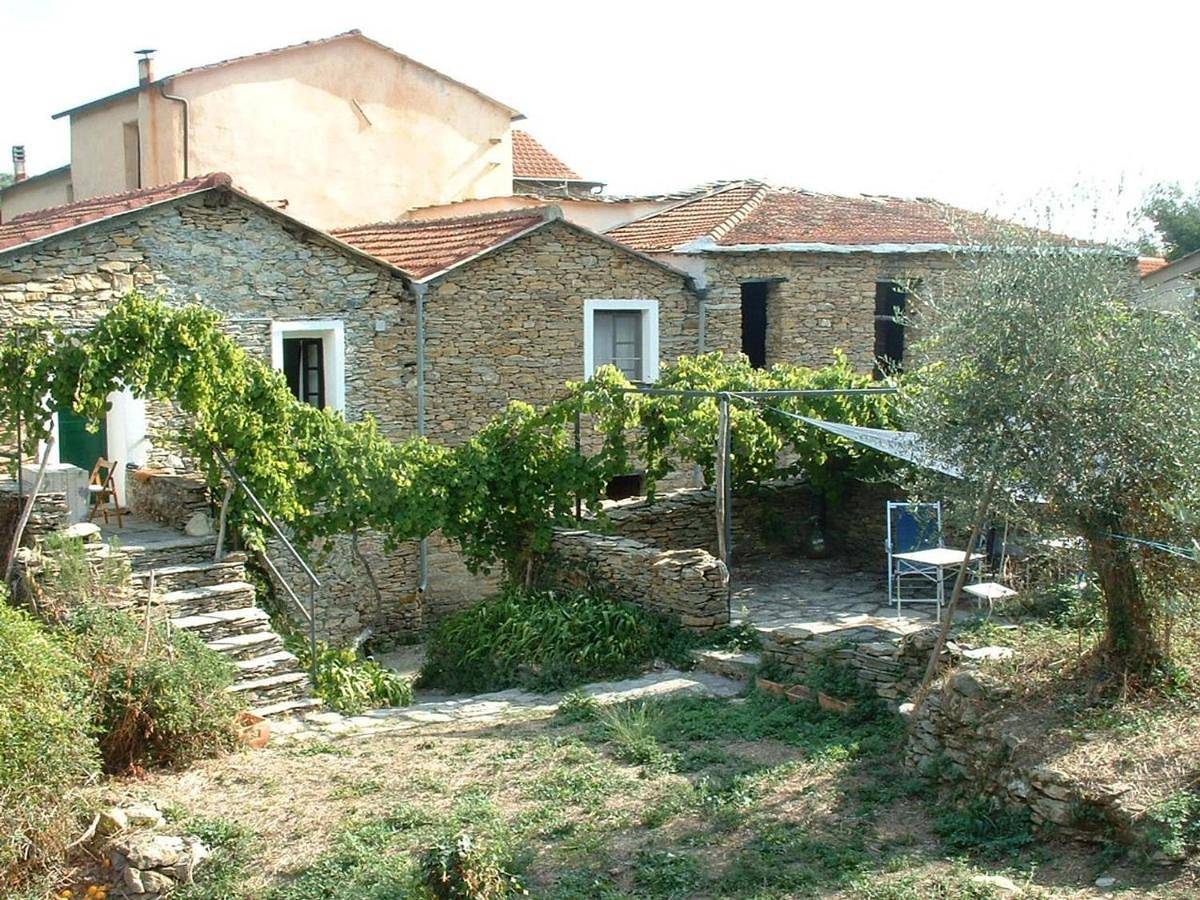 Appartement entier, Charming Village House In The Groves Near The Sea in Lecchiore, Commune de Dolcedo