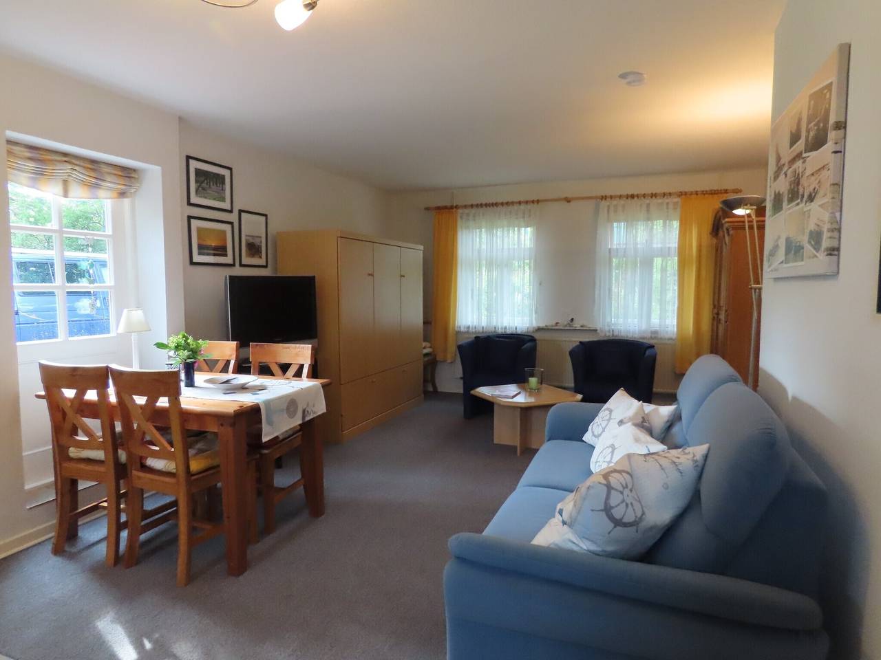 Ganze Wohnung, Großer Innenhof mit Rasen, Gartenhaus und Terrasse, Wlan in Ockholm, Nordfriesland