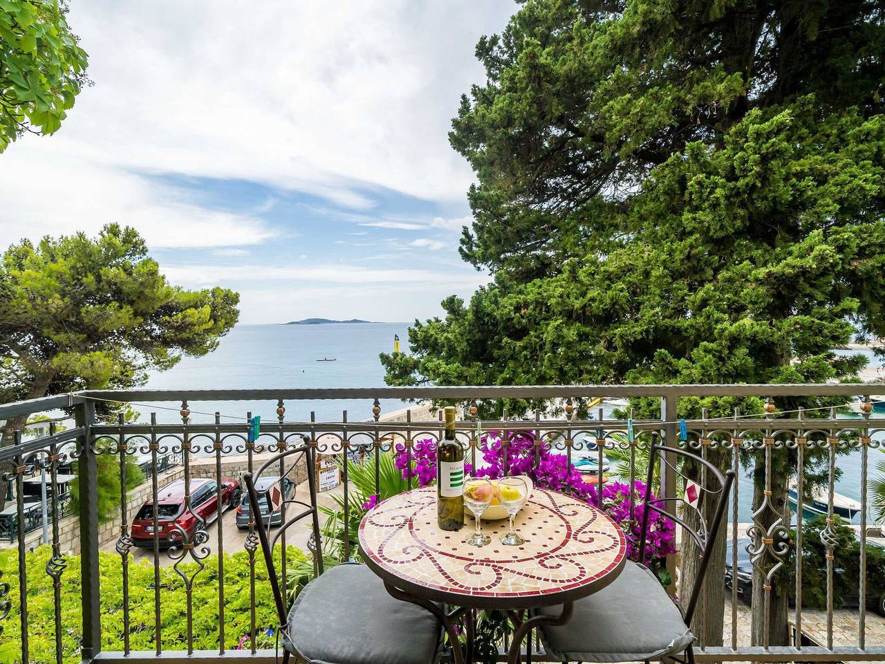 Ganze Wohnung, Apartment Villa Palma- Studio Apartment with Balcony and Sea View (Studio apartman 1) in Mlini, Dubrovnik-Neretva