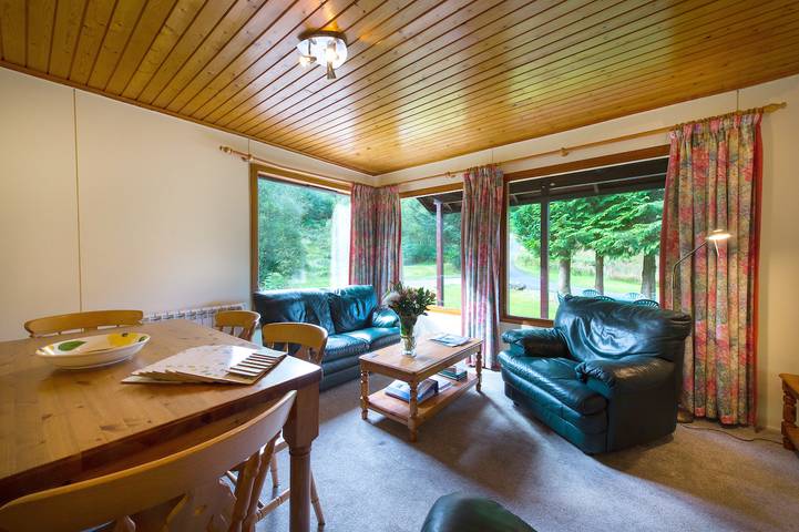 Chalet für 6 Personen mit Balkon in Stirling und Umgebung