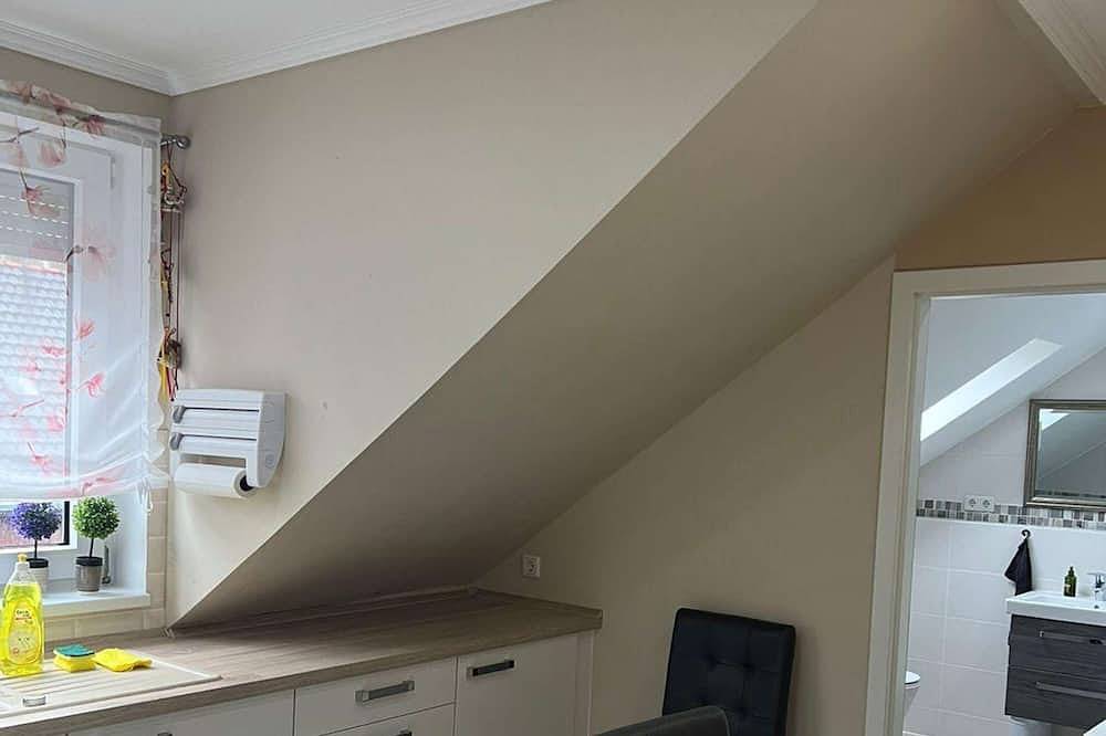 Ganze Wohnung, Zentral gelegenes Apartment in Mönchengladbach mit W-Lan in Mönchengladbach, Niederrhein
