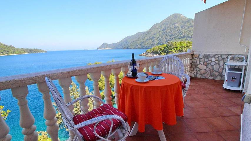 Ferienwohnung für 2 Personen, mit Terrasse in Mljet