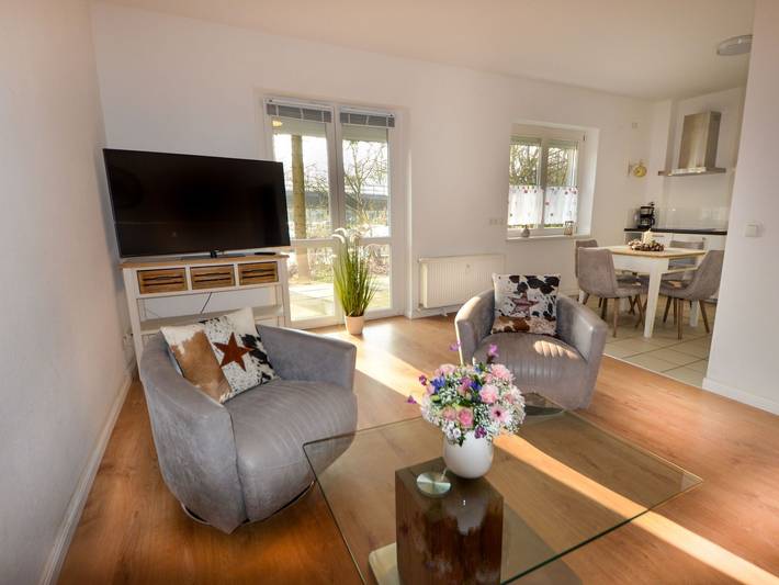 Ferienwohnung für 3 Personen, mit Terrasse und Garten