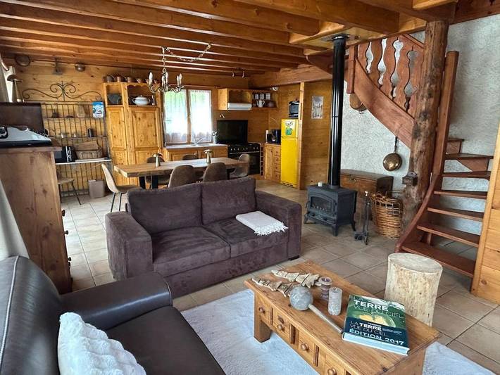 Gîte pour 8 personnes, avec terrasse et vue dans Office De Tourisme De Correncon En Vercors