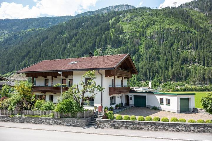 Vakantieappartement voor 4 personen, met tuin en terras, met huisdier in Mayrhofen