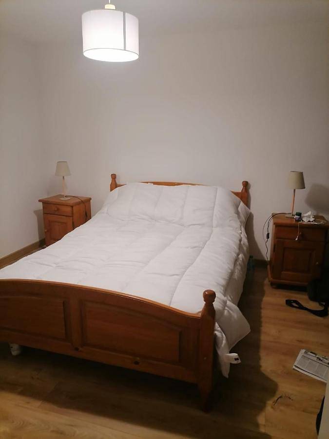Appartement entier, One-Bedroom Apartment in Anglards-de-Saint-Flour, Région de Saint-Flour