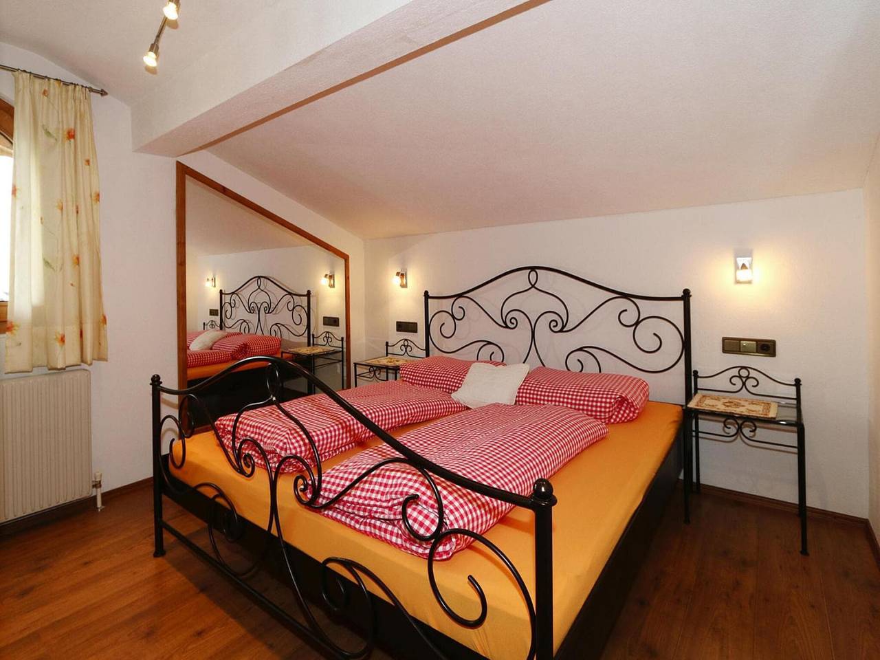 Ganze Wohnung, Wohnung im Zillertal nahe Horbergbahn in Hippach, Tiroler Unterland