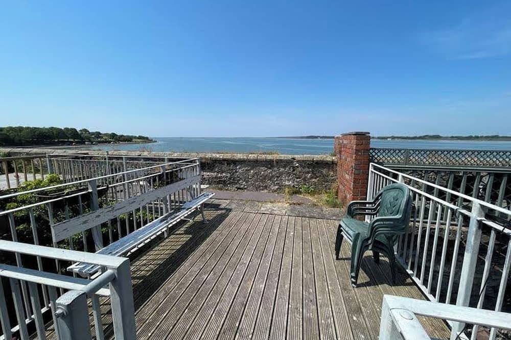 Isfryn Holiday Let in Caernarfon, Gwynedd