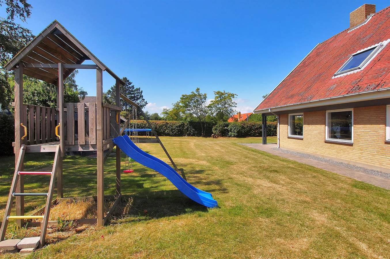 Beautiful home in Nakskov w/ Wifi and 5 Bedrooms in Lolland-Falster