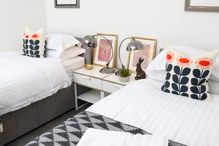 Appartement entier, Rare, spacieux appartement de 3 chambres Plus! Parking gratuit in Watford, Hertfordshire