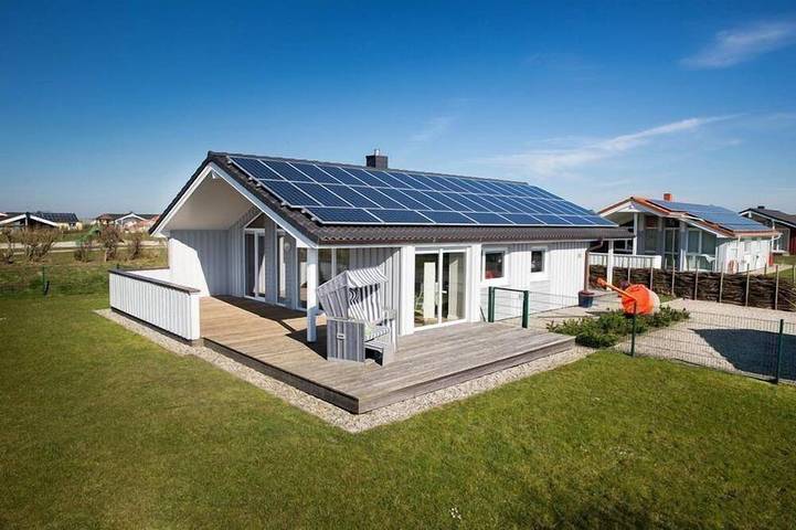Ferienhaus für 6 Personen, mit Whirlpool und Terrasse sowie Garten und Sauna in Wesselburenerkoog