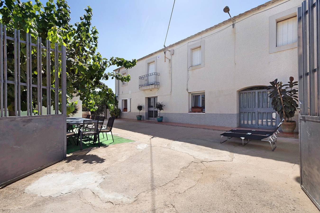 Casa di campagna 'Cal Peret Miquelet' con vista sulle montagne, piscina privata e Wi-Fi in Sant Marti Sarroca, Barcellona entroterra