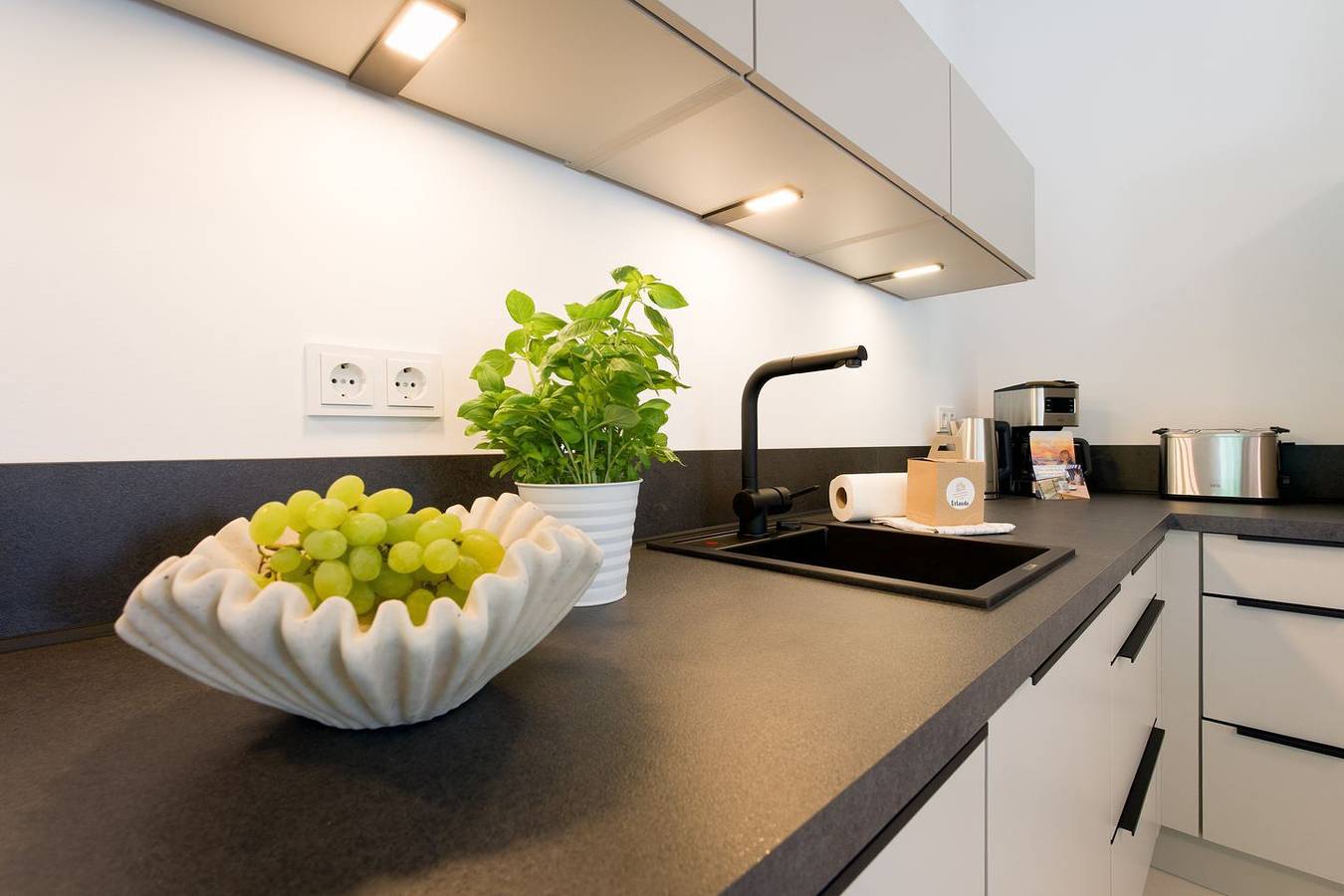Geheel appartement, Komfort-/Seniorenwohnung "Lee": Geschützter Rückzugsort für entspannte Tage in Heiligenhafen, Kreis Ostholstein