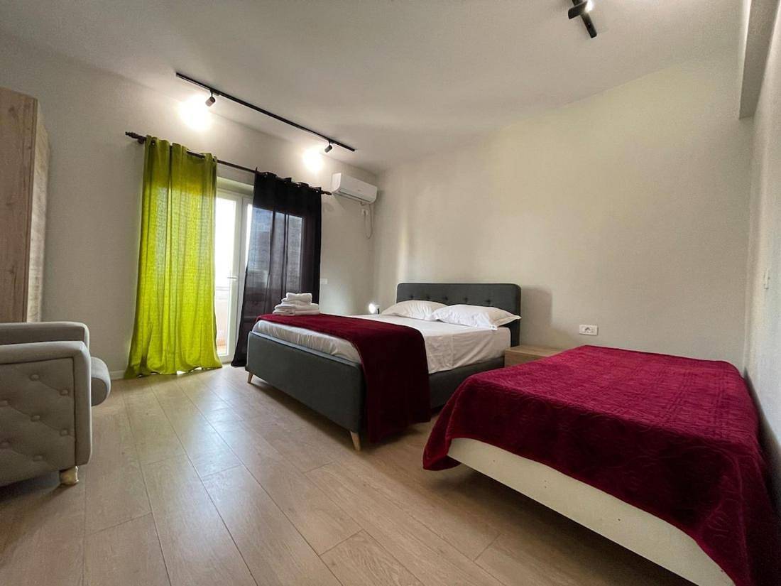 Entire apartment, Kadare City-Center Apartment with Balcony in Tiranë, Albania