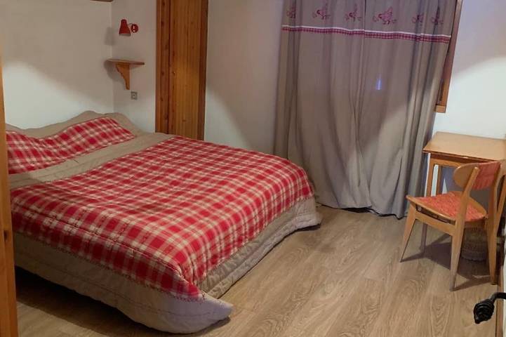 Chalet pour 10 personnes, animaux acceptés dans La Mongie - 2